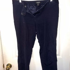 Dark Navy Women’s Liz Claiborne cropped dress pants Size 14